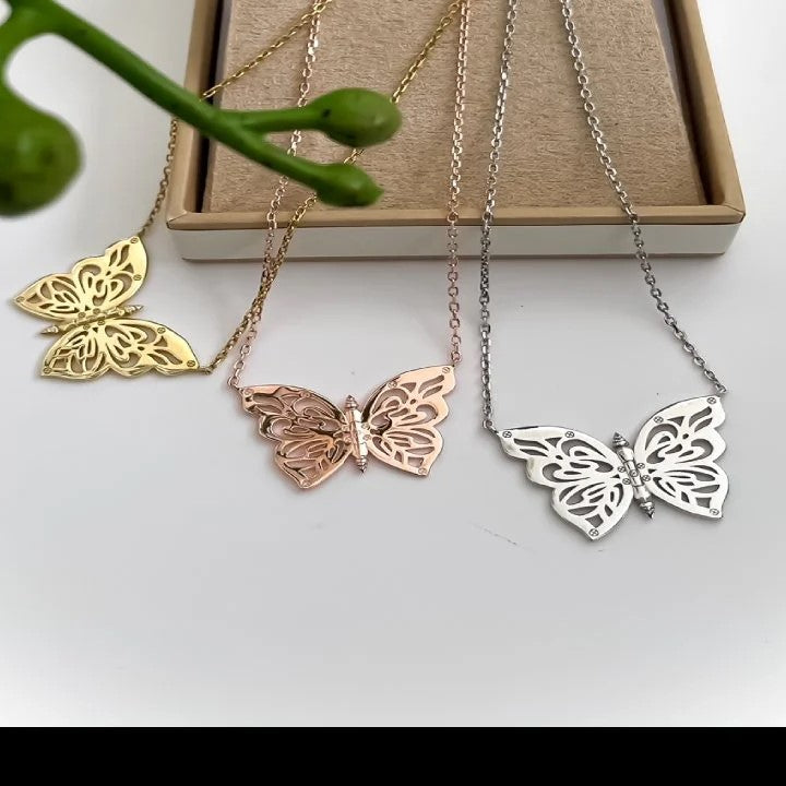 Luxury Butterfly Designs papillon necklace