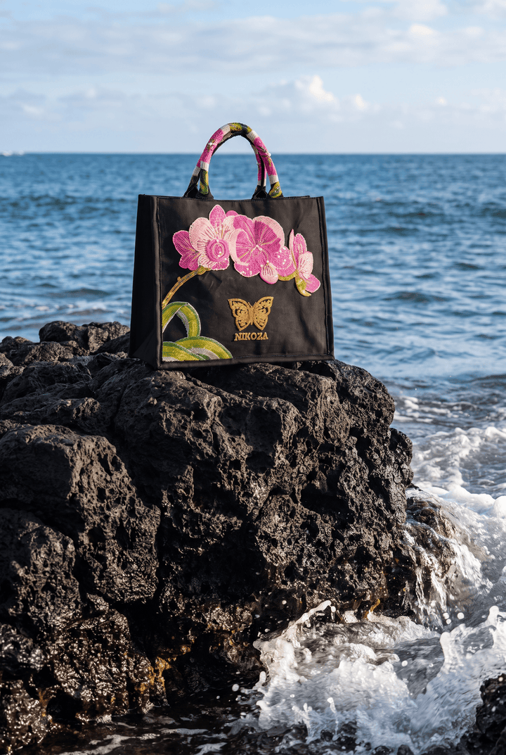 Bag Black Star Island Hand-Beaded Orchid Beach Tote Star Island Orchid Beach Tote | Nikoza Luxury Resort Bag Olga Nikoza Swimwear