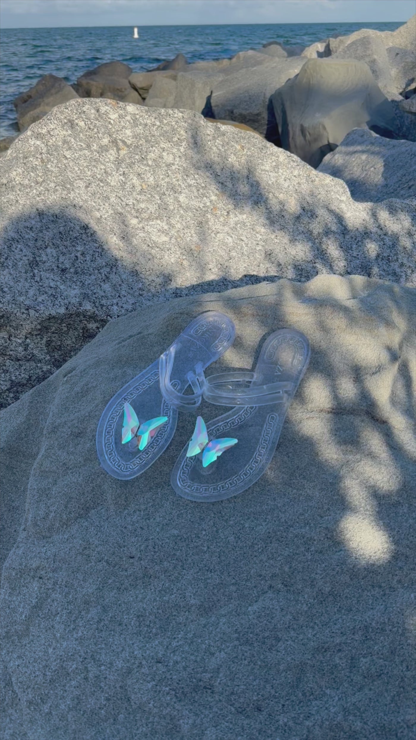NINA black gel beach sandals
